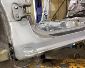 Порог кузова Toyota