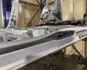 Порог кузова Toyota