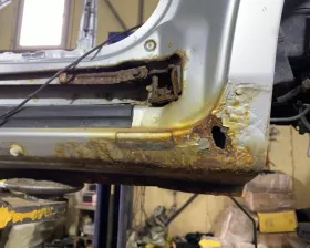 Порог кузова Toyota