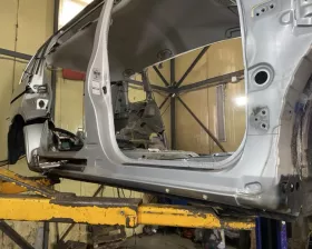 Порог кузова Toyota