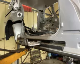 Порог кузова Toyota