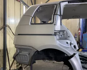 Крыло заднее Toyota