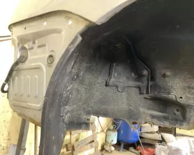 Крыло заднее Toyota