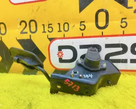 Педаль подачи топлива Toyota