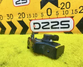 Педаль подачи топлива Toyota
