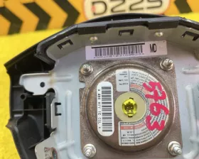 Подушка безопасности водителя Nissan