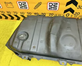 Бензобак TOYOTA