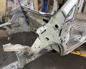 Лонжерон NISSAN