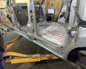 Порог кузова Nissan
