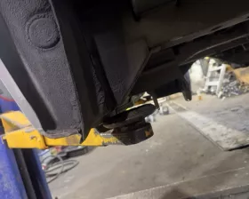 Порог кузова Nissan