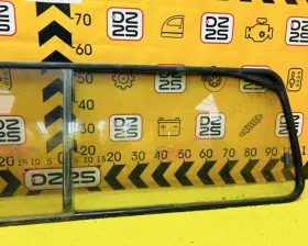 Стекло заднее Nissan