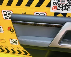 Обшивка дверей TOYOTA