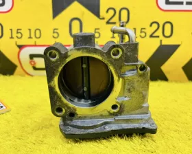 Заслонка дроссельная Toyota