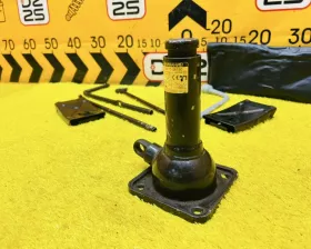 Поддомкратник/ домкрат Toyota