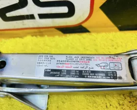 Поддомкратник/ домкрат Honda