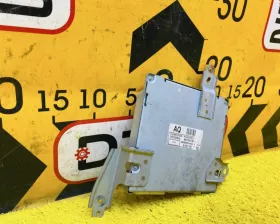 Блок управления парковкой Toyota