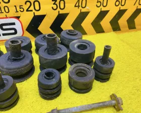 Подушка кузова TOYOTA