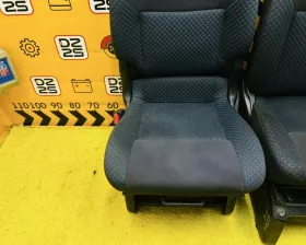 СИДЕНИЕ ПАРА Nissan