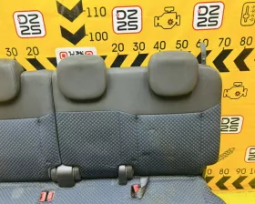 Сидение Nissan