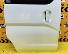 Дверь боковая Nissan
