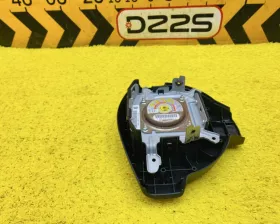 Подушка безопасности водителя Nissan