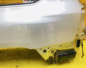 Крыло заднее TOYOTA