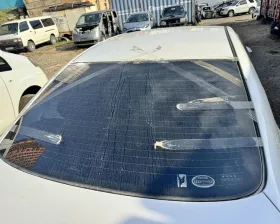 Стекло заднее Toyota