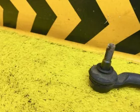 Рулевая рейка NISSAN