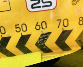 Лобовое стекло NISSAN
