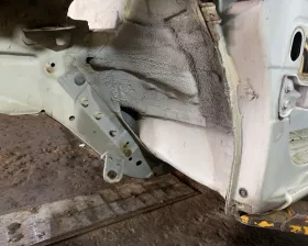 Лонжерон NISSAN