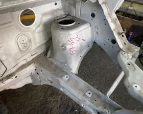 Лонжерон NISSAN