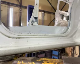 Порог кузова Nissan