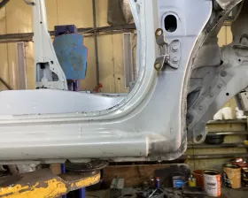 Порог кузова Nissan