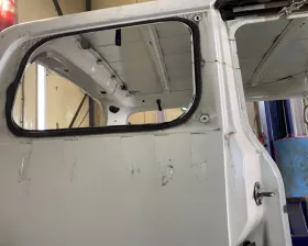 Крыло заднее NISSAN