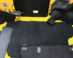 Обшивка багажника Toyota