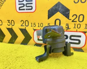 Подушка двигателя Toyota