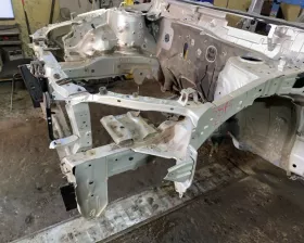 Лонжерон Toyota