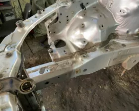 Лонжерон Toyota