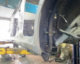 Порог кузова Toyota