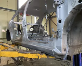 Порог кузова Toyota