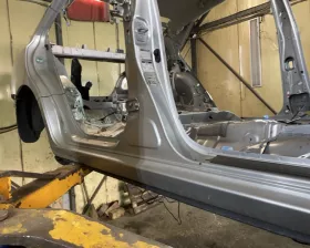 Порог кузова Toyota