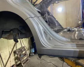 Порог кузова Toyota