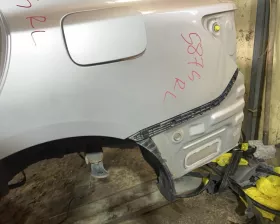 Крыло заднее Toyota
