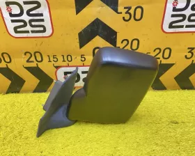 Уши Nissan
