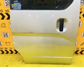 Дверь боковая Nissan