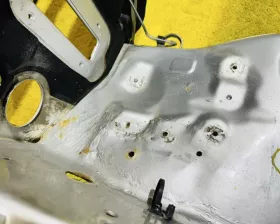 Лонжерон Toyota