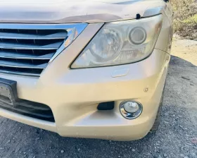 Бампер Toyota