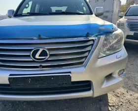 Решетка радиатора Toyota