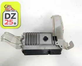 Блок управления двс TOYOTA