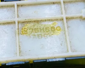 Кнопка ручника TOYOTA